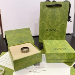 Gucci planet black ceramic ring