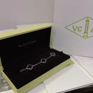 Custom VCA new four-leaf bracelet five flowers