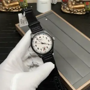 Universal flying class Navy chronograph wristwatch