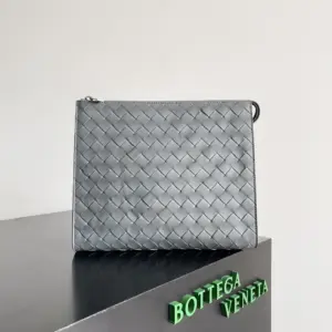 Bottega Veneta men’s woven handbag briefcase