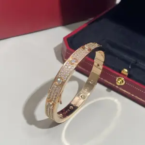 New CNC main stone bracelet Love bracelet wide