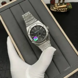 Royal Oak 15400 White Steel Black Dial