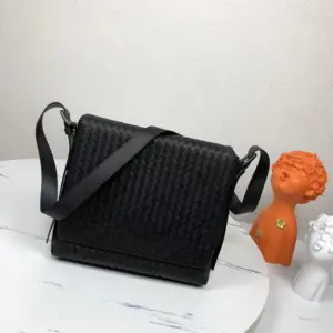 Bottega Veneta Intrecciato Leather Bag