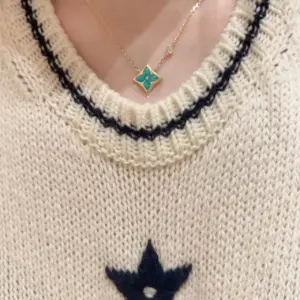 Louis Vuitton Color Blossom BB Star necklace with star gemstones