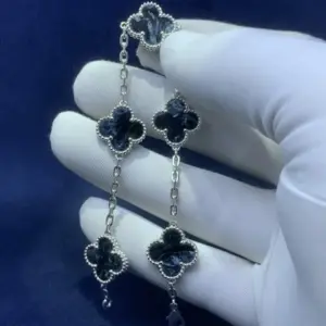 Classic petit heart charm bracelet