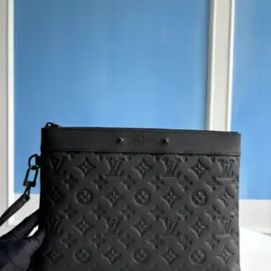 Louis Vuitton Pochette To-Go hand bag