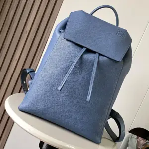Loe 💎we drawstring shoulder bag