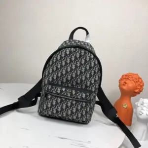 Size 26x37x15 Leather