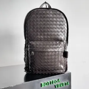 BV编织双肩背包710732 size large