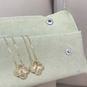 Van cleef & arrels medium laser all gold flower necklace