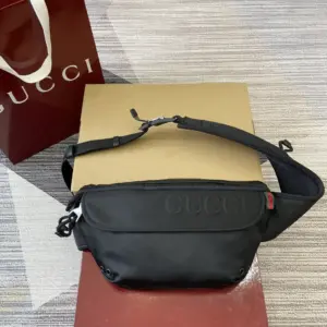 Gucci waist bag model 804262