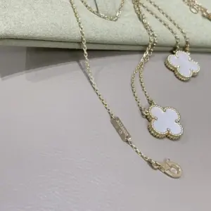 Van Cleef Arpels white flower necklace