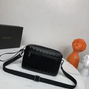 Bv new classic hand woven small messenger bag