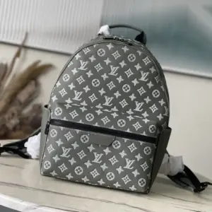 Discovery small backpack Monogram Shadow