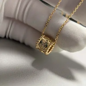 VCA kaleidoscope necklace