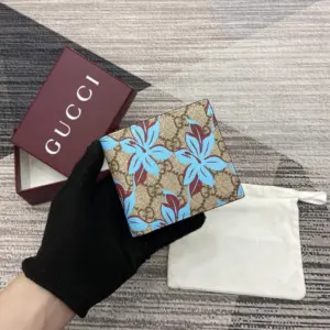 Wallet with GG Supreme pattern